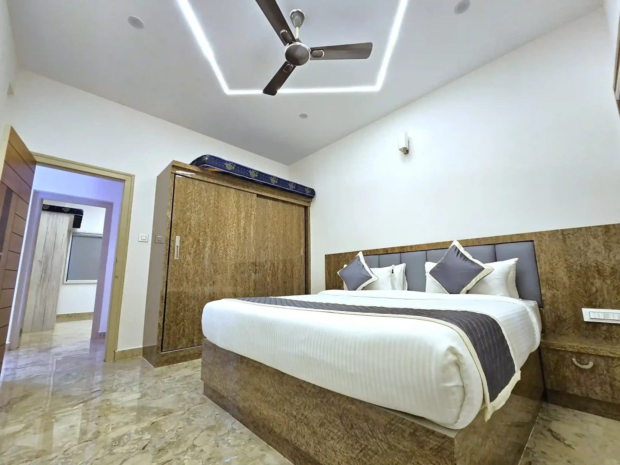 City Service Apartments