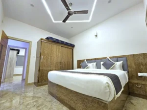 City Service Apartments